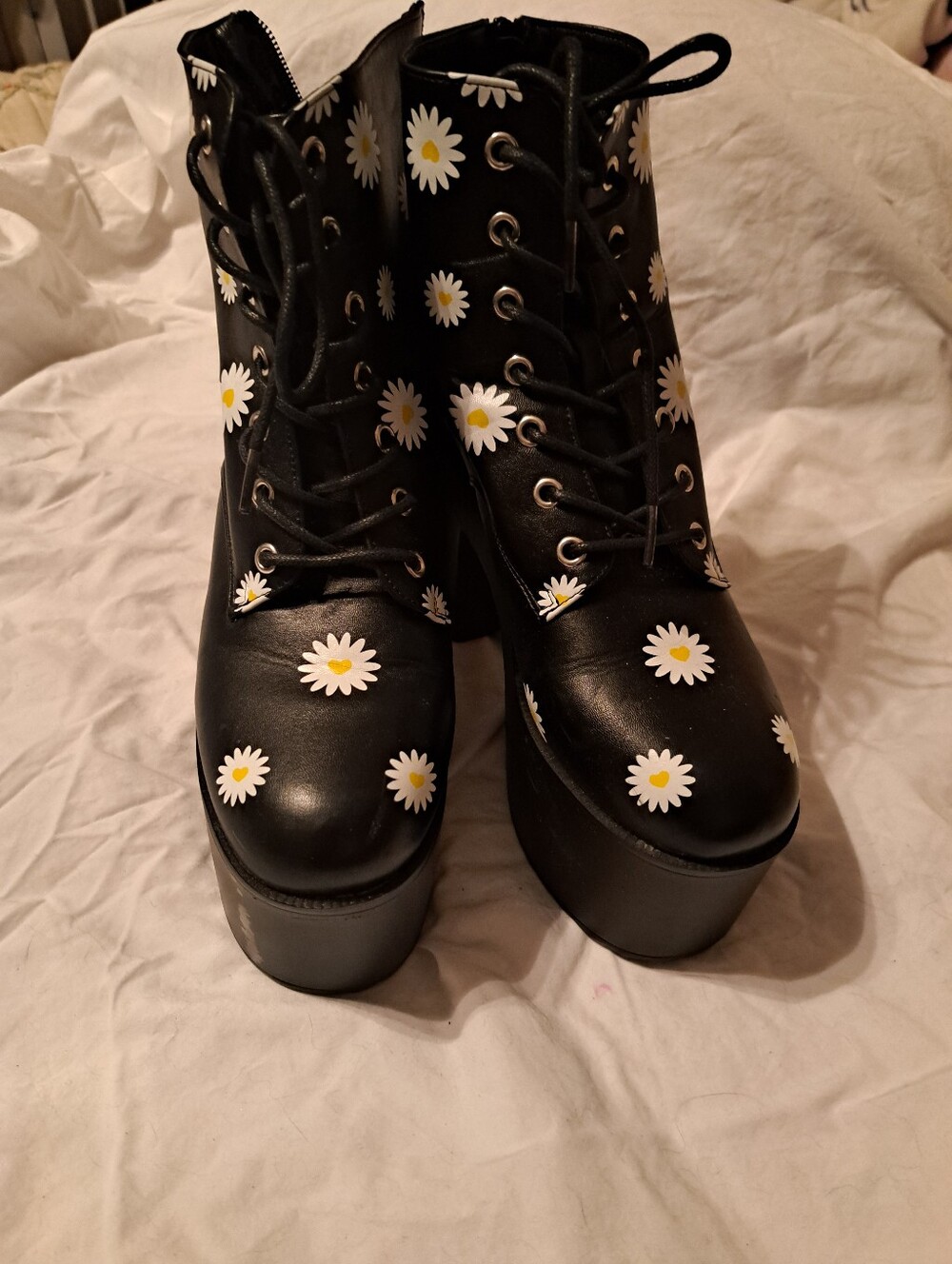 Black Daisy Platform Lace-Up Boots - Women - NEW - Size: 9